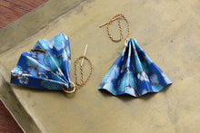 Load image into Gallery viewer, Azure Fans